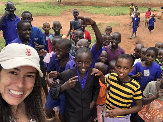 volunteering in Uganda footprint volunteer